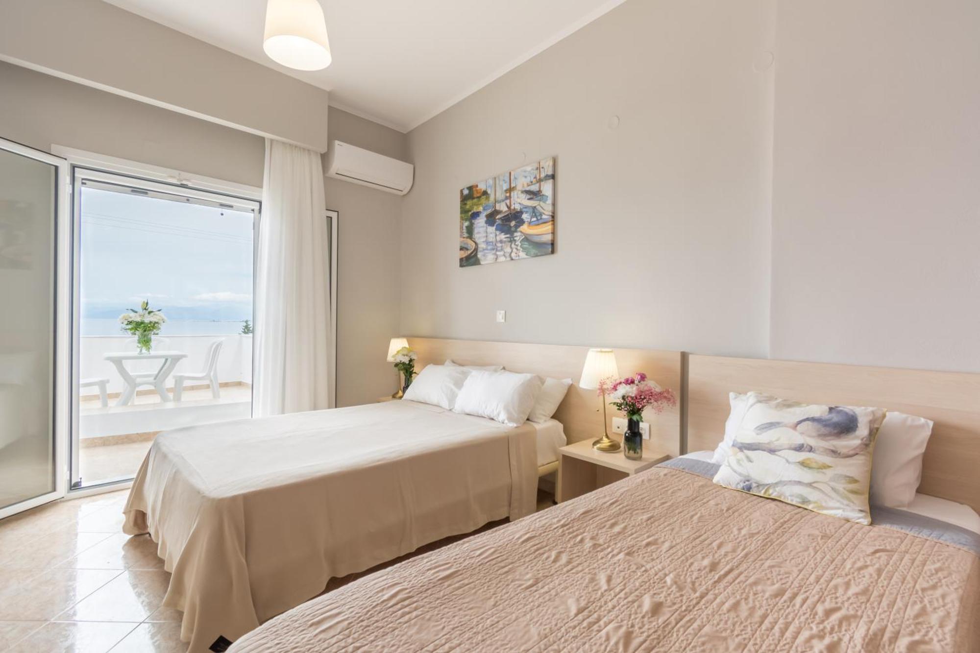 Corfu Aquamarine Aparthotel Notos ภายนอก รูปภาพ